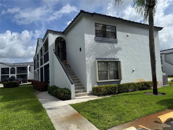 18250 Mediterranean Blvd , Unit 2-15, Hialeah, FL 33015