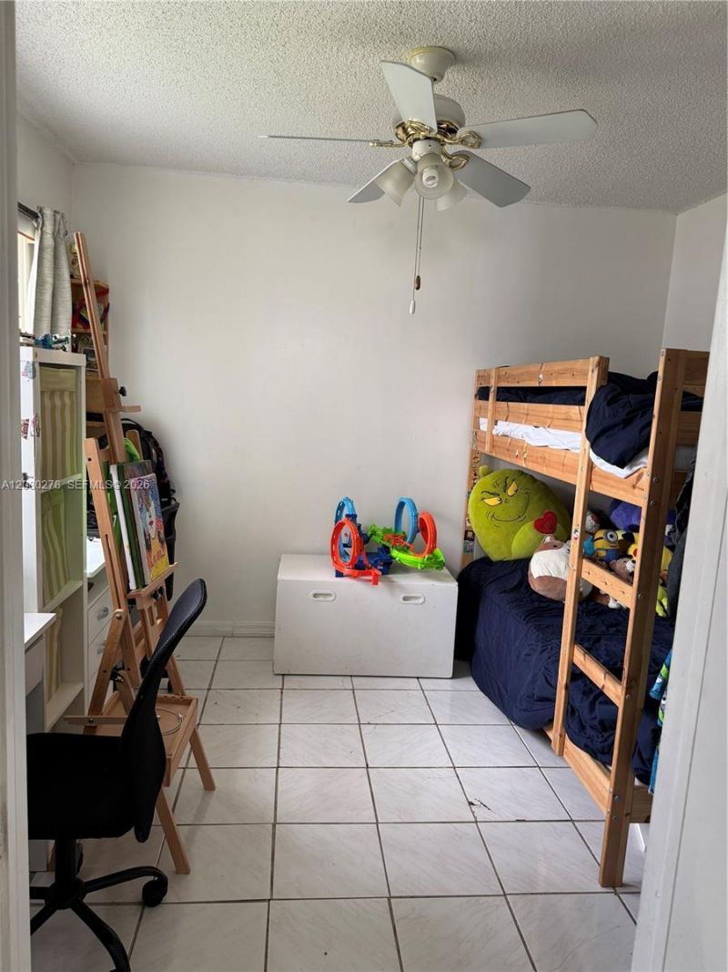18250 Mediterranean Blvd, Unit 1502, Hialeah, FL 33015 Photo