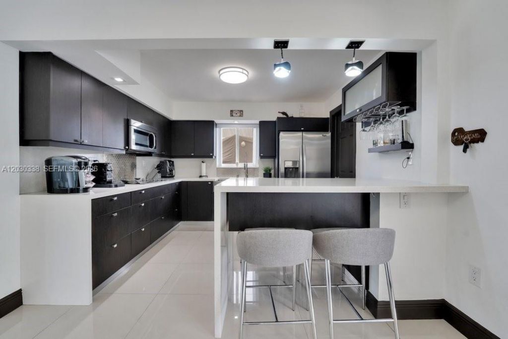 Please Call For Address, Miami, FL 33155 Photo