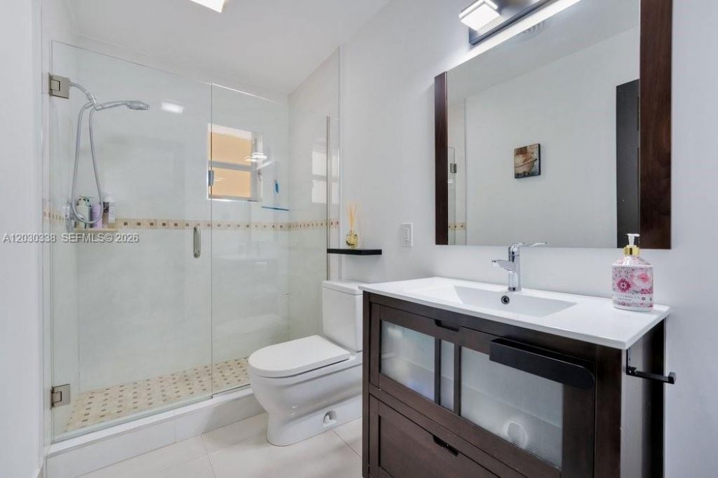 Please Call For Address, Miami, FL 33155 Photo