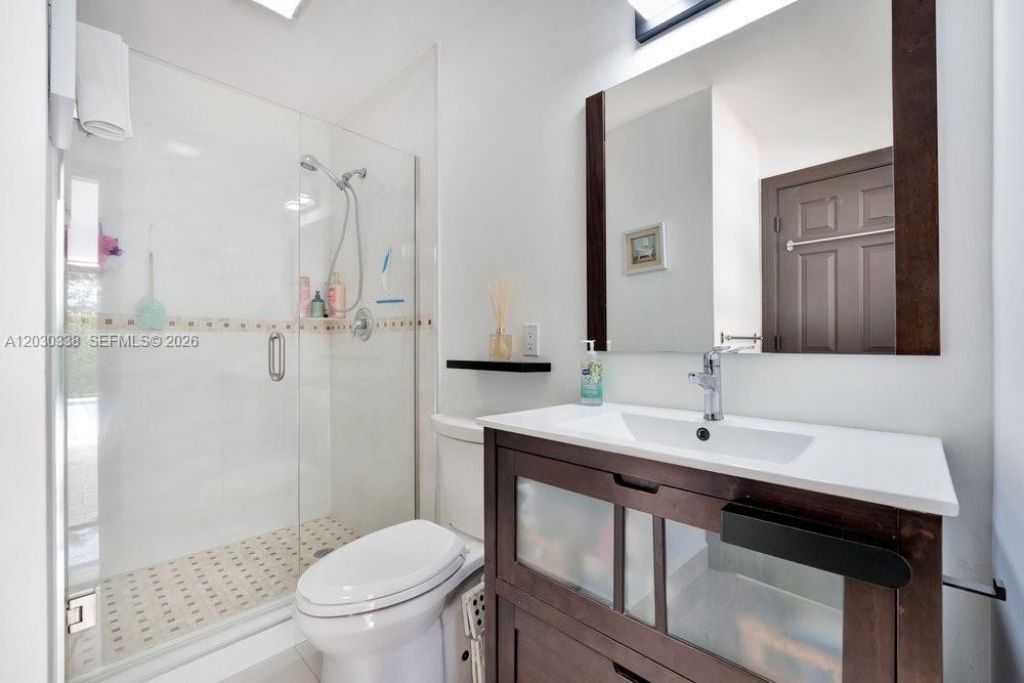 Please Call For Address, Miami, FL 33155 Photo