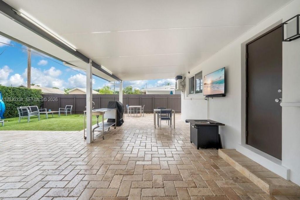 Please Call For Address, Miami, FL 33155 Photo