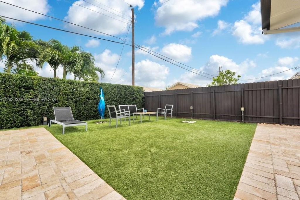Please Call For Address, Miami, FL 33155 Photo