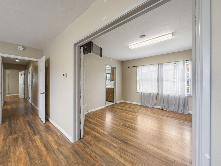 Property Image 93