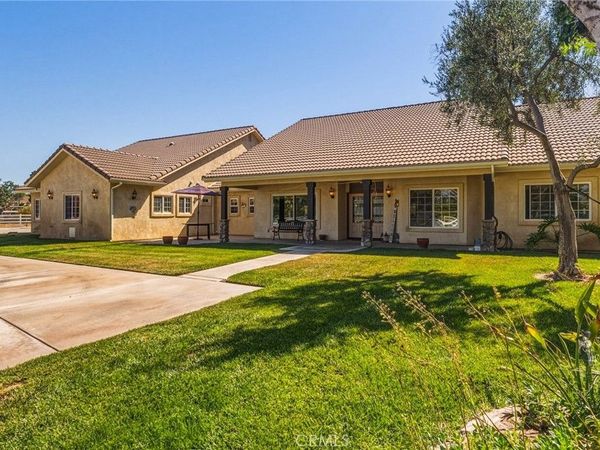 24155 Maze Stone Court, Hemet, CA 92545