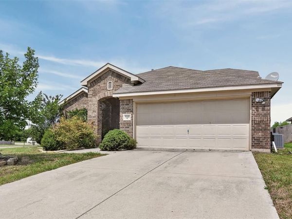 9105 Switchgrass Lane, Forney, TX 75126