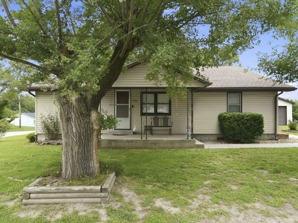 502 S Pear Street , Buffalo, MO 65622
