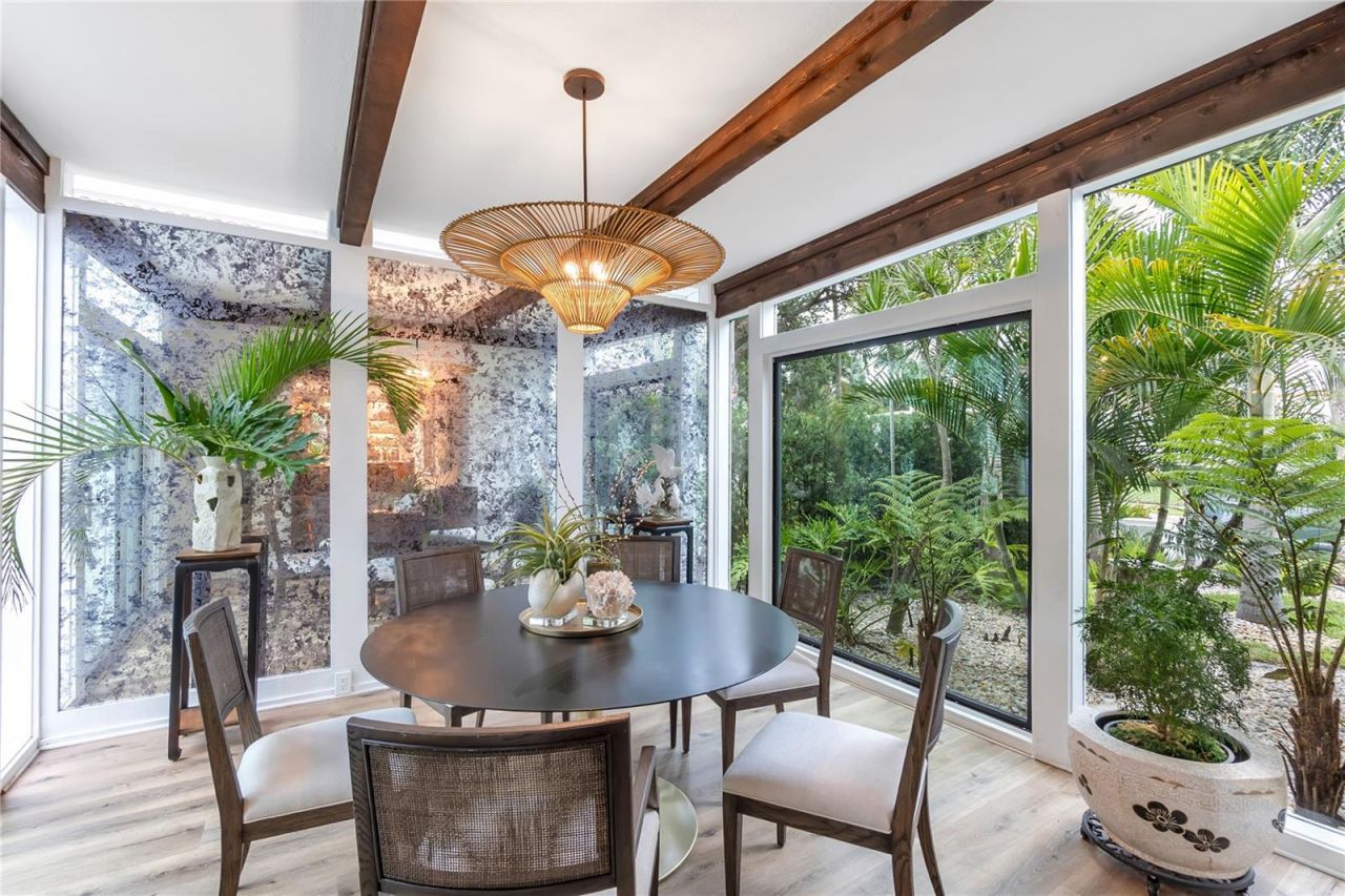 1864 Clematis St Street, Sarasota, FL 34239 Photo