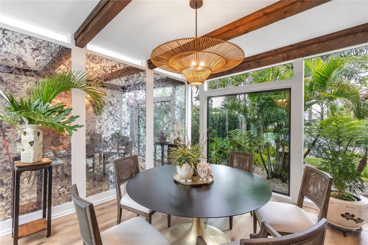 1864 Clematis St Street, Sarasota, FL 34239 Photo