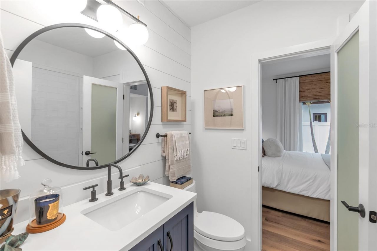 1864 Clematis St Street, Sarasota, FL 34239 Photo