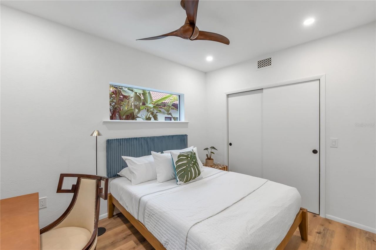 1864 Clematis St Street, Sarasota, FL 34239 Photo