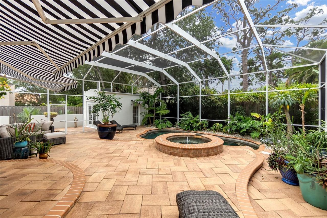 1864 Clematis St Street, Sarasota, FL 34239 Photo