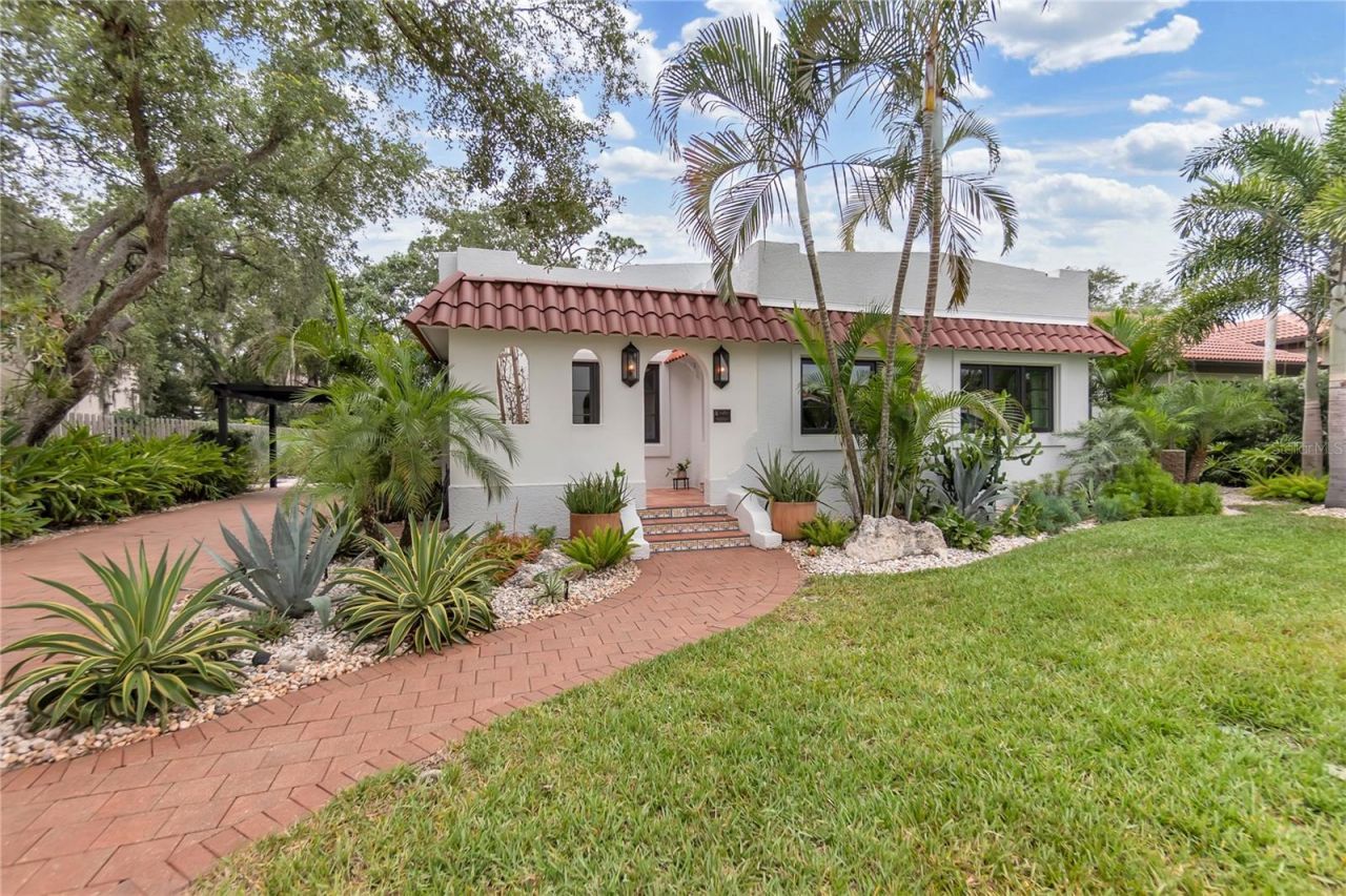 1864 Clematis St Street, Sarasota, FL 34239 Photo
