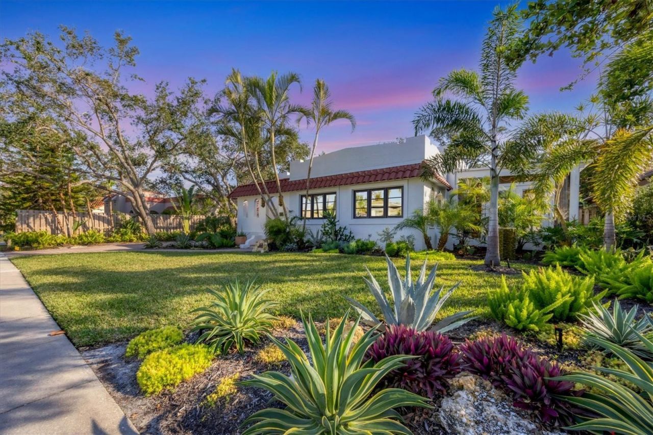 1864 Clematis St Street, Sarasota, FL 34239 Photo