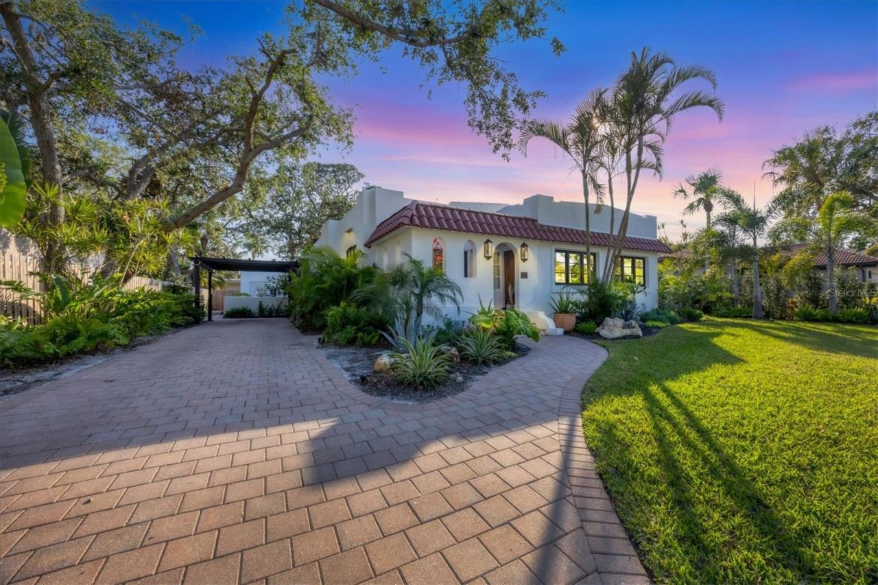1864 Clematis St Street, Sarasota, FL 34239 Photo