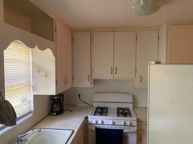 1406 Pembrook Drive , Leesburg, FL 34748 Photo