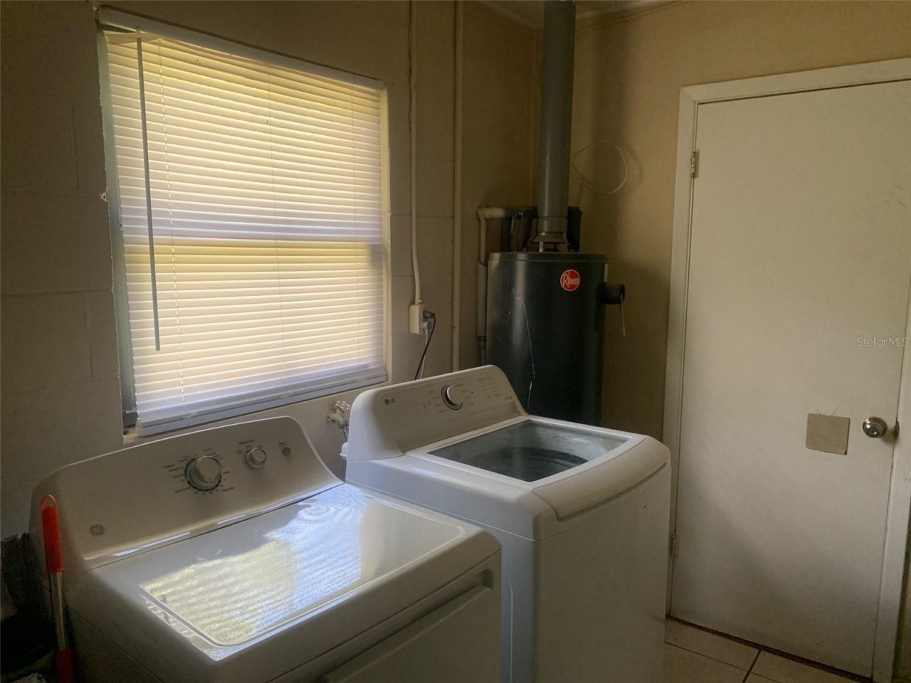 1406 Pembrook Drive , Leesburg, FL 34748 Photo