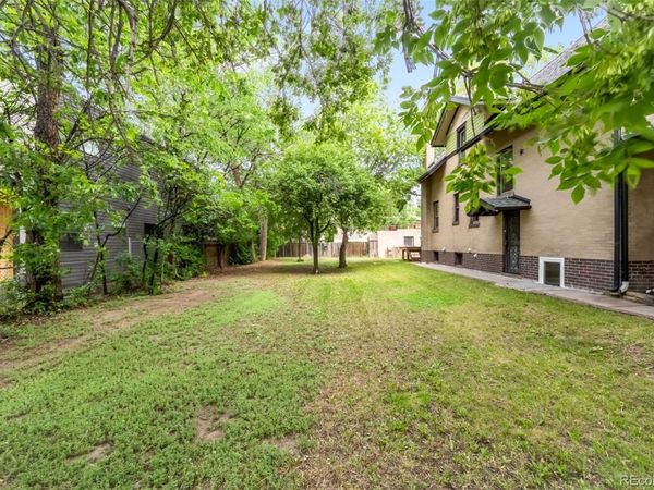 2718 N Vine Street, Denver, CO 80205