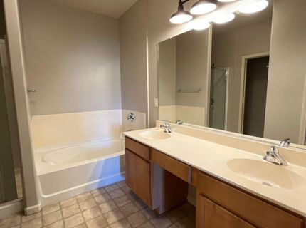 1325 South Meadows Parkway, Unit 124, Reno, NV 89521 Photo