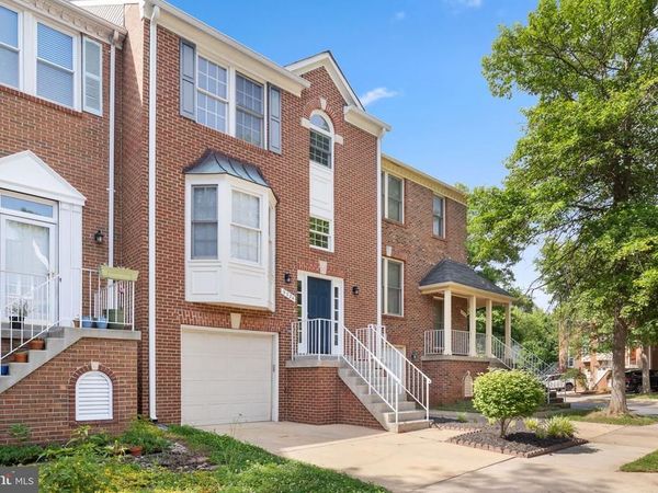 5724 WOOD CREEK LANE, CENTREVILLE, VA 20120