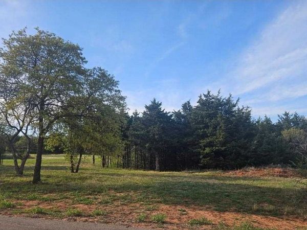 1922 W Cross Creek Lane, Stillwater, OK 74074