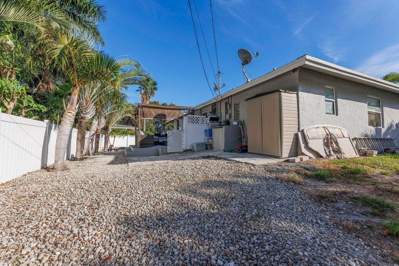 2935 Lake Worth Road, Palm Springs, FL 33461 Photo