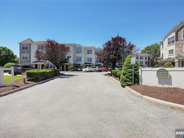 1625 Paterson Plank Road 10, Unit 10, SECAUCUS, NJ 07094