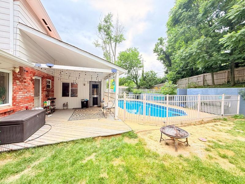 1488 Eight Mile Road, Anderson Twp, OH 45255 Photo 4