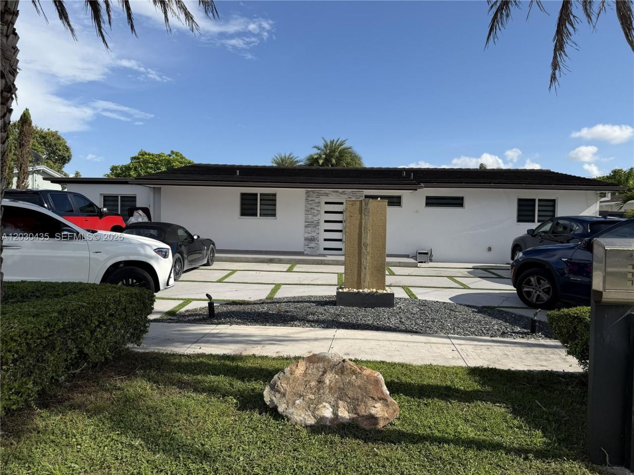 1870 W 64th St , Hialeah, FL 33012 Photo