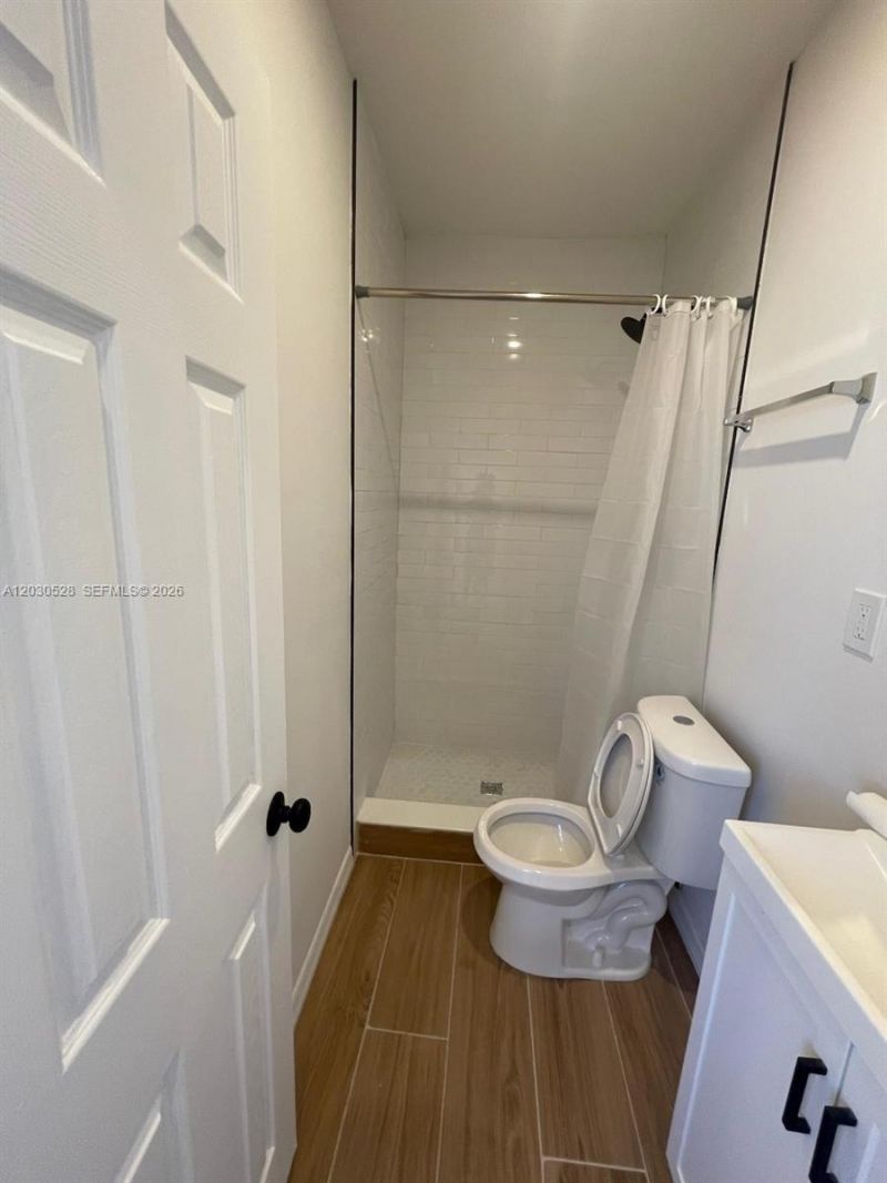 6801 SW 22nd St , Unit -, Miami, FL 33155 Photo
