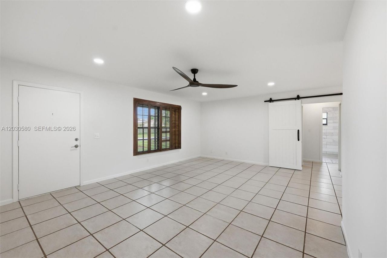 107 Starling Ave , Royal Palm Beach, FL 33411 Photo