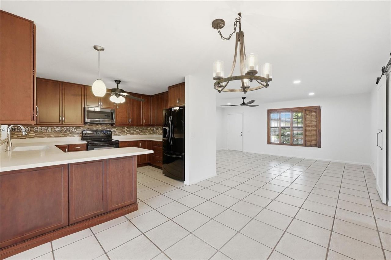 107 Starling Ave , Royal Palm Beach, FL 33411 Photo