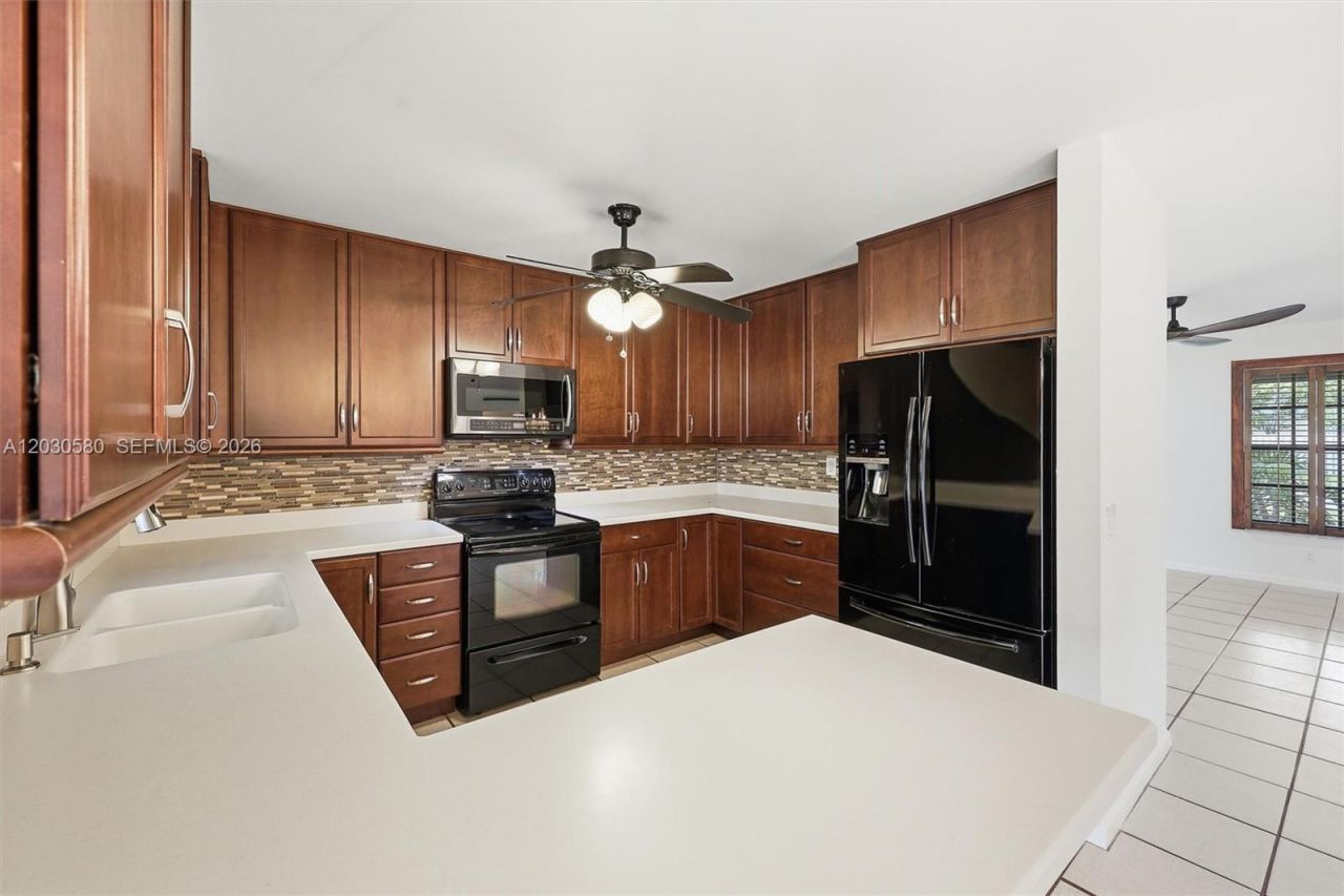 107 Starling Ave , Royal Palm Beach, FL 33411 Photo