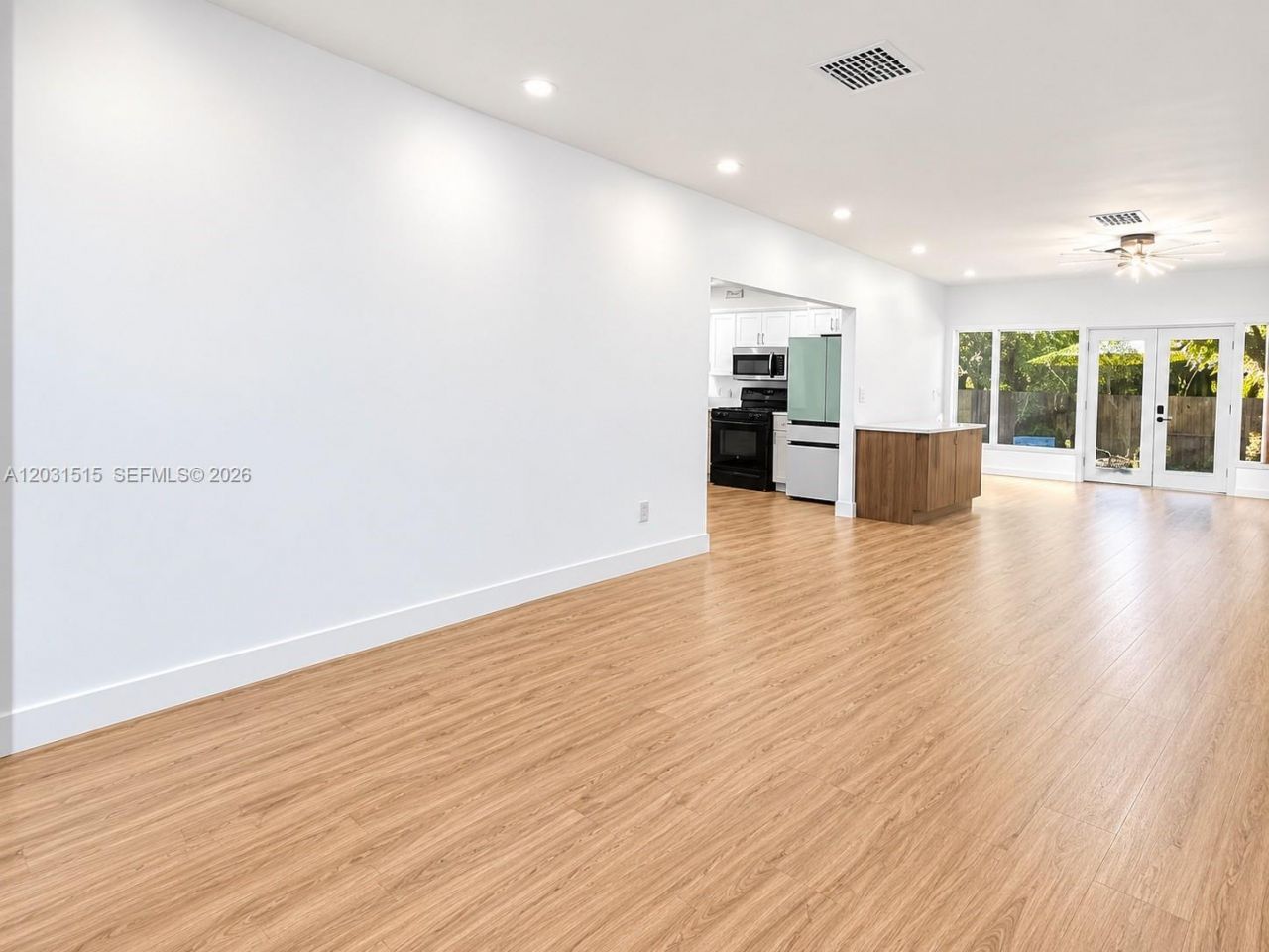 8819 Dickens Ave, Surfside, FL 33154 Photo