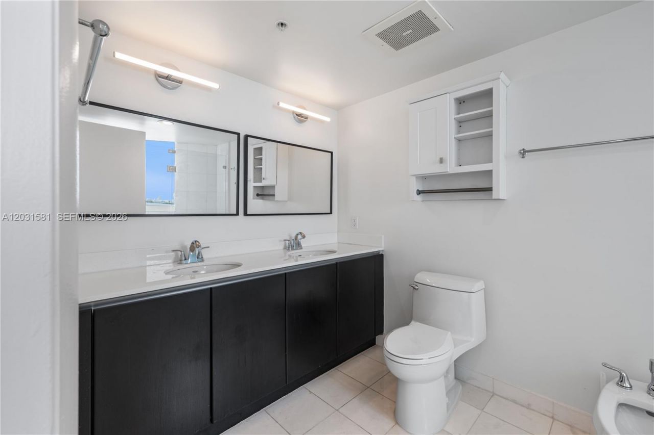 665 NE 25th St , Unit 1504, Miami, FL 33137 Photo