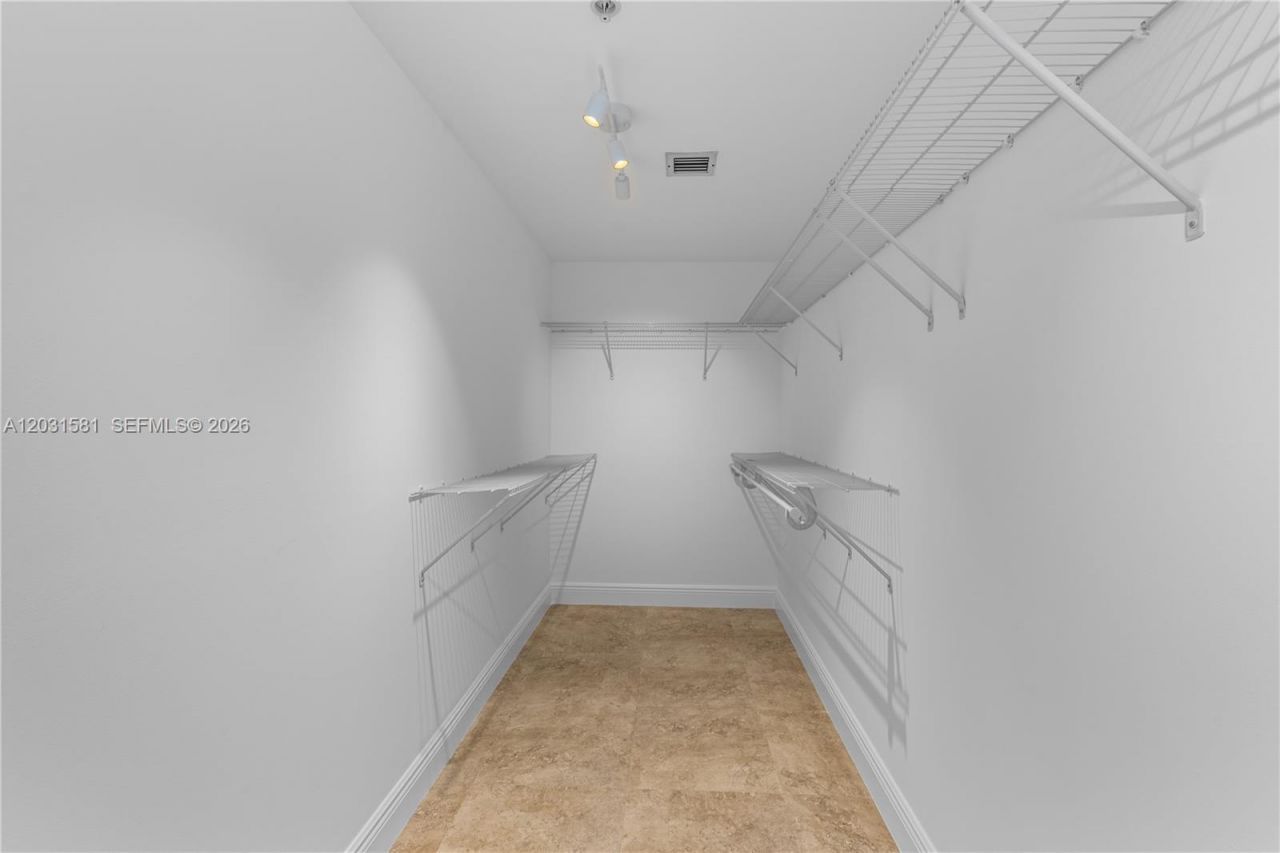 665 NE 25th St , Unit 1504, Miami, FL 33137 Photo
