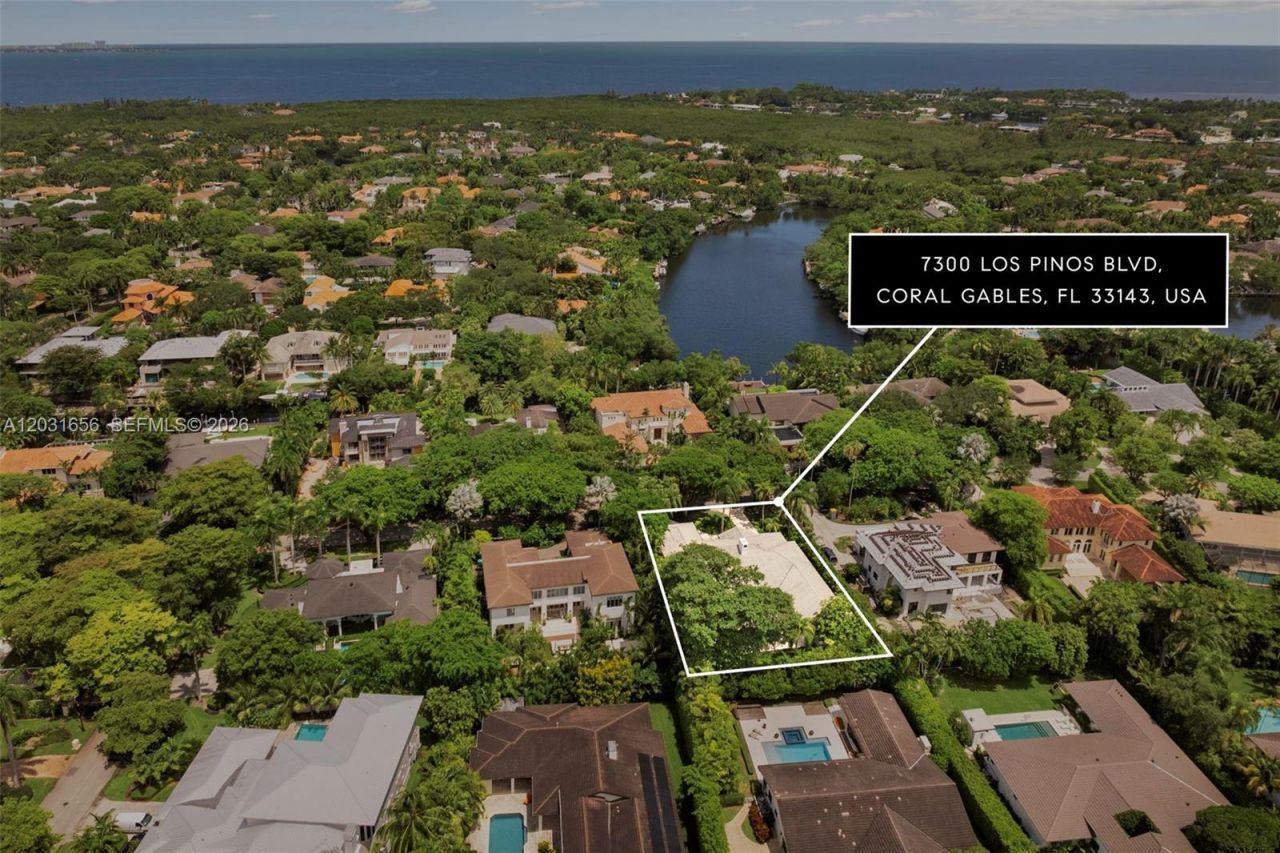 7300 Los Pinos Blvd , Coral Gables, FL 33143 Photo