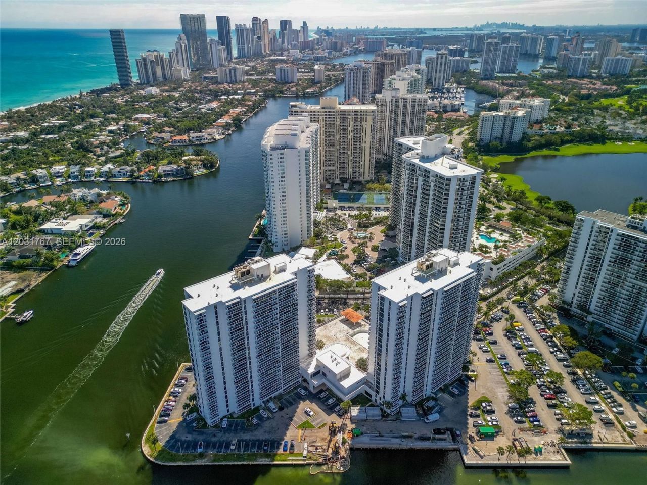 20505 E Country Club Dr , Unit 1938, Aventura, FL 33180 Photo