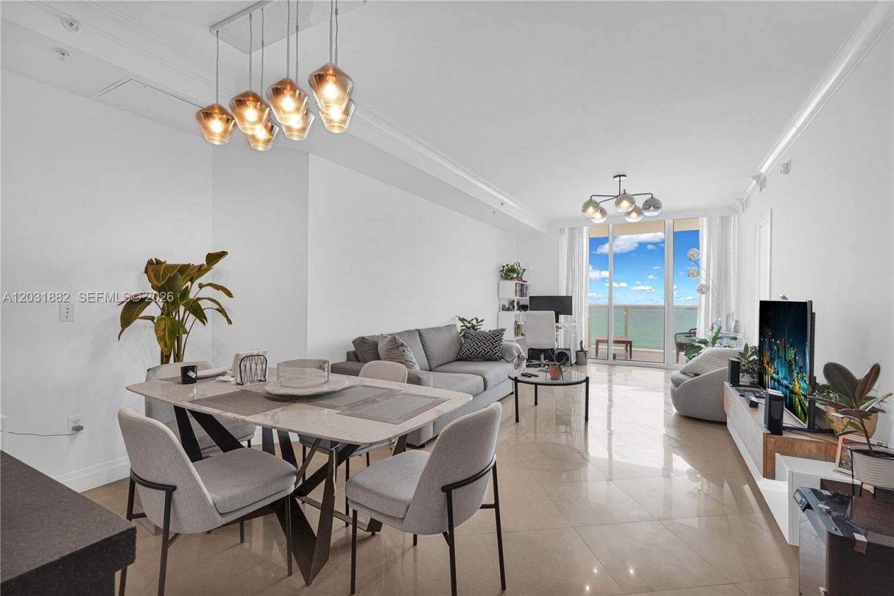 18201 Collins Ave , Unit 2008A, Sunny Isles Beach, FL 33160 Photo