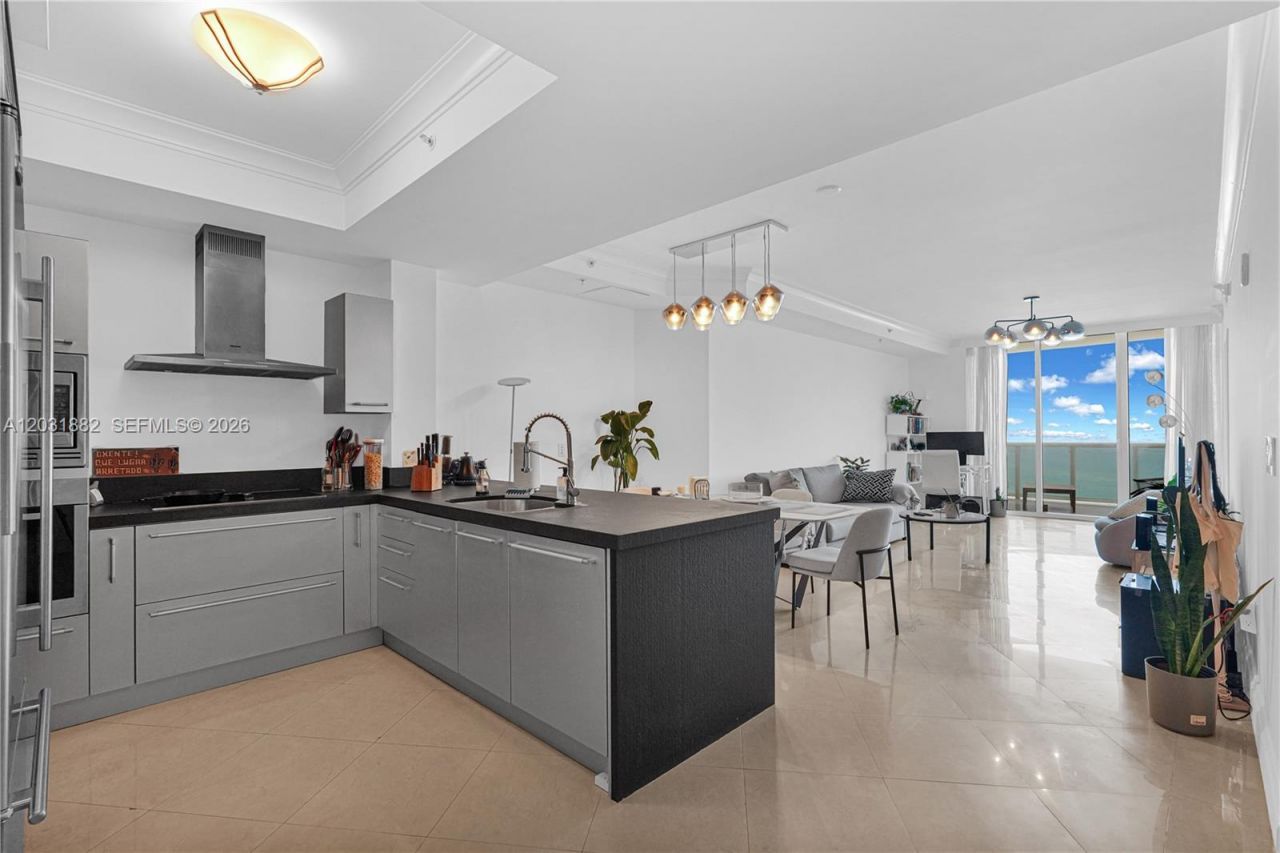 18201 Collins Ave , Unit 2008A, Sunny Isles Beach, FL 33160 Photo