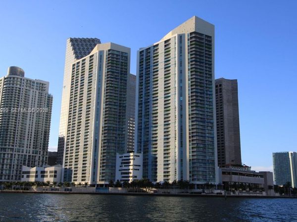 325 S Biscayne Blvd , Unit 2824, Miami, FL 33131