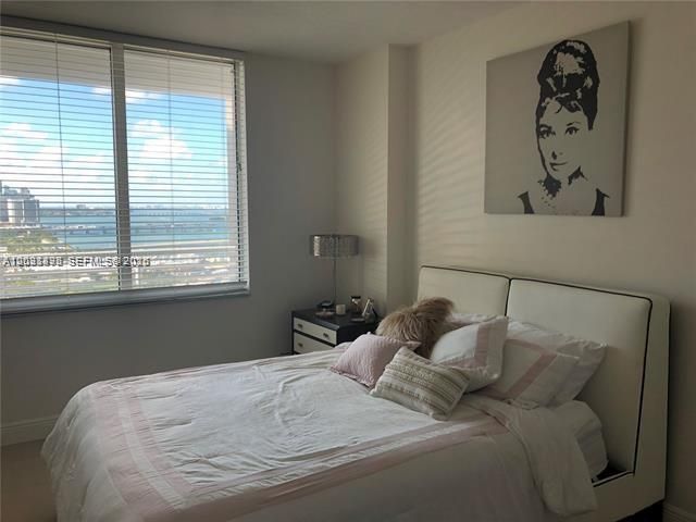 325 S Biscayne Blvd , Unit 2824, Miami, FL 33131 Photo