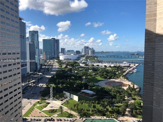 325 S Biscayne Blvd , Unit 2824, Miami, FL 33131 Photo