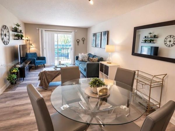 1150 Collins Ave, Unit 204, Miami Beach, FL 33139