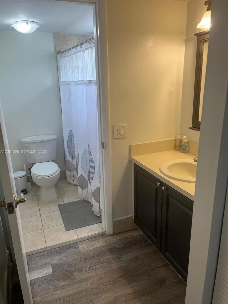 1150 Collins Ave , Unit 204, Miami Beach, FL 33139 Photo