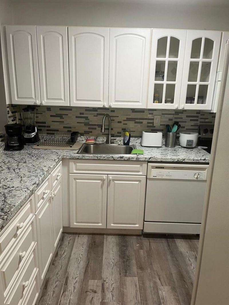 1150 Collins Ave , Unit 204, Miami Beach, FL 33139 Photo