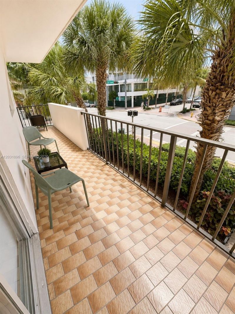 1150 Collins Ave, Unit 204, Miami Beach, FL 33139 Photo