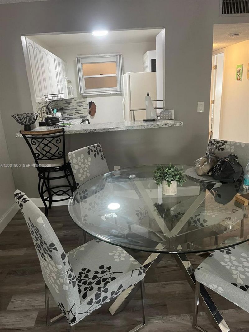 1150 Collins Ave , Unit 204, Miami Beach, FL 33139 Photo