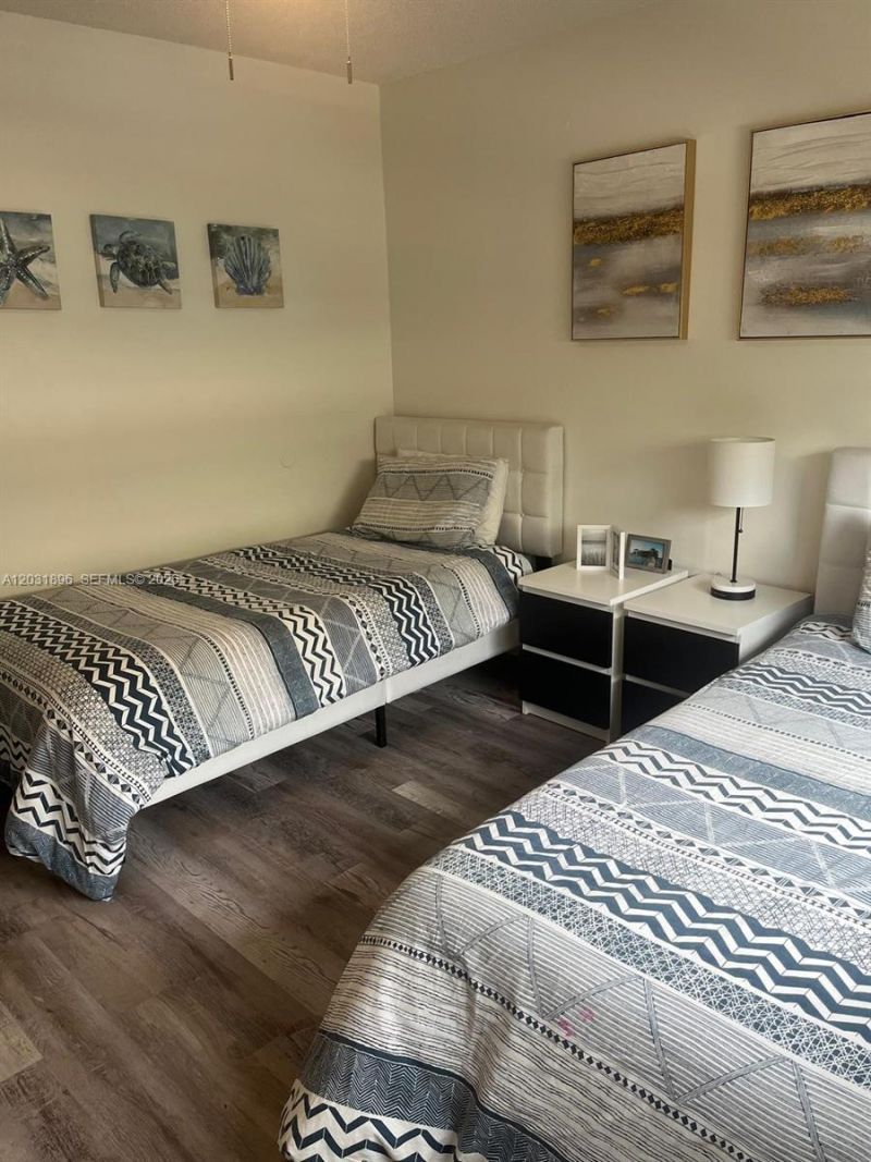 1150 Collins Ave , Unit 204, Miami Beach, FL 33139 Photo
