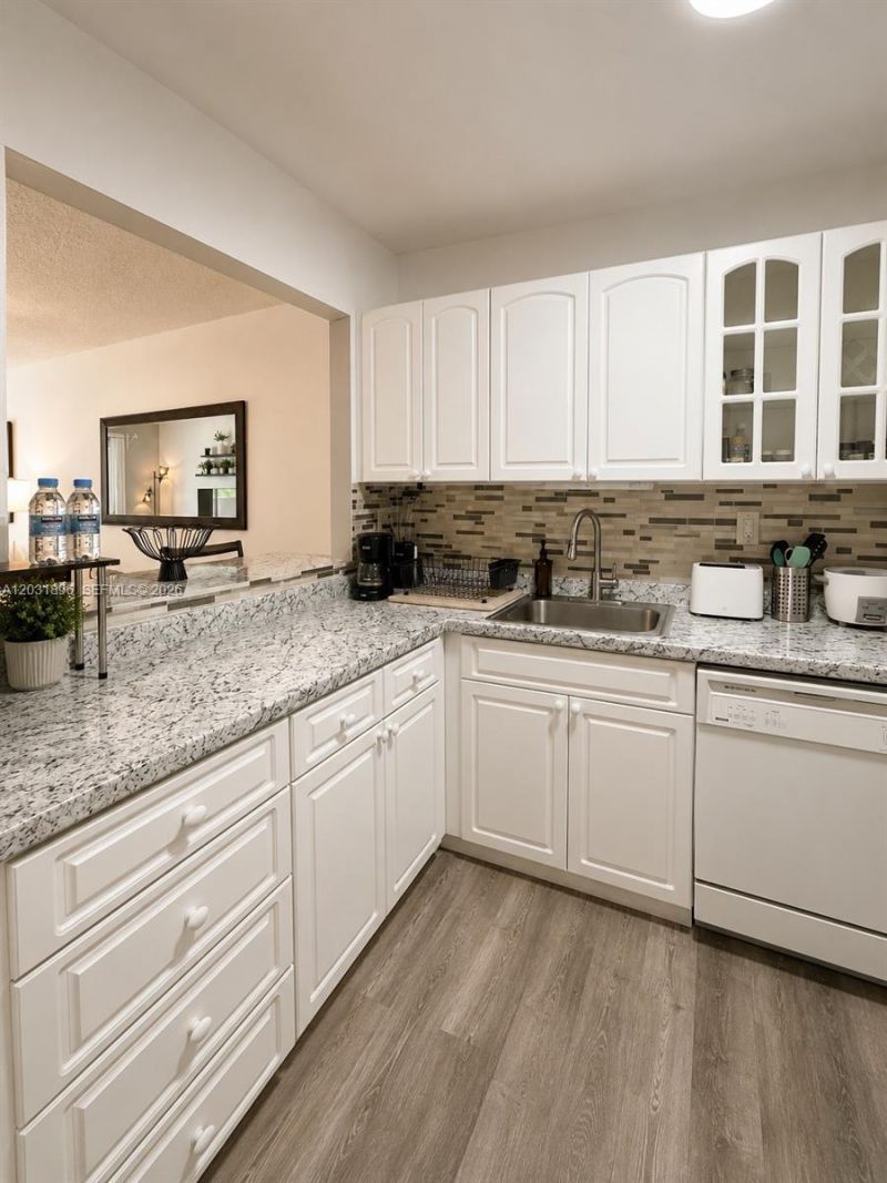 1150 Collins Ave, Unit 204, Miami Beach, FL 33139 Photo
